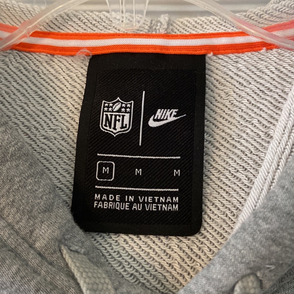 NFL Man Dolphins Hoodie size M excellent condition bust 46” long 26” - Picture 2 of 12